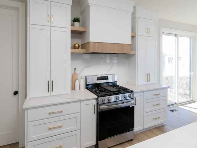 15560 Mitchell Circle SE, Prior Lake, MN 55372