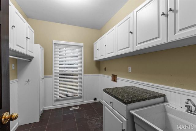 13505 Pine Wood Trail, St Louis, MO 63128