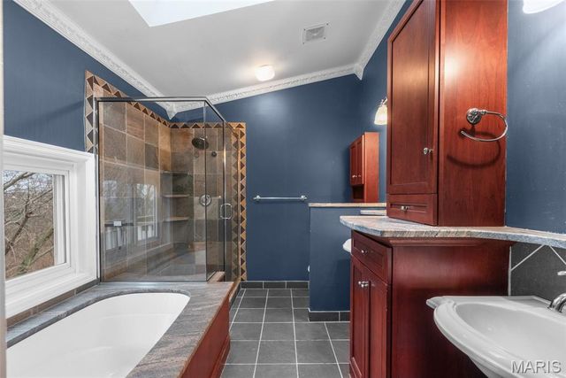 13505 Pine Wood Trail, St Louis, MO 63128