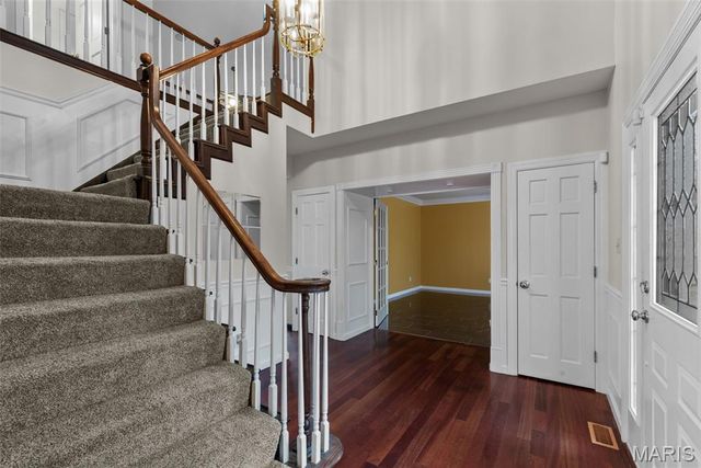 13505 Pine Wood Trail, St Louis, MO 63128