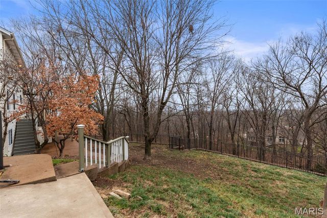 13505 Pine Wood Trail, St Louis, MO 63128