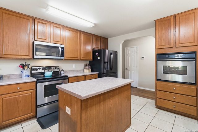 26302 SHIRLEY HTS, San Antonio, TX 78260