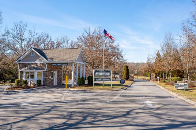 2134 Holden Farm Place, Ooltewah, TN 37363