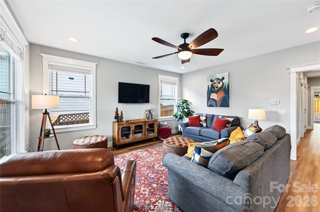 1108 Blueview Drive, Black Mountain, NC 28711