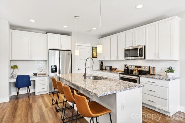 1108 Blueview Drive, Black Mountain, NC 28711