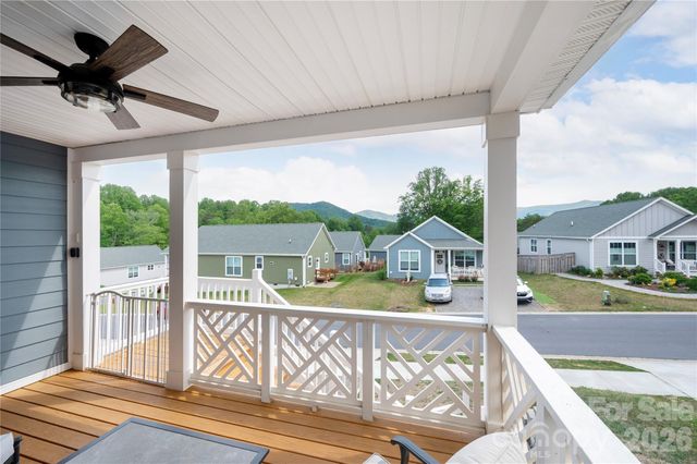 1108 Blueview Drive, Black Mountain, NC 28711