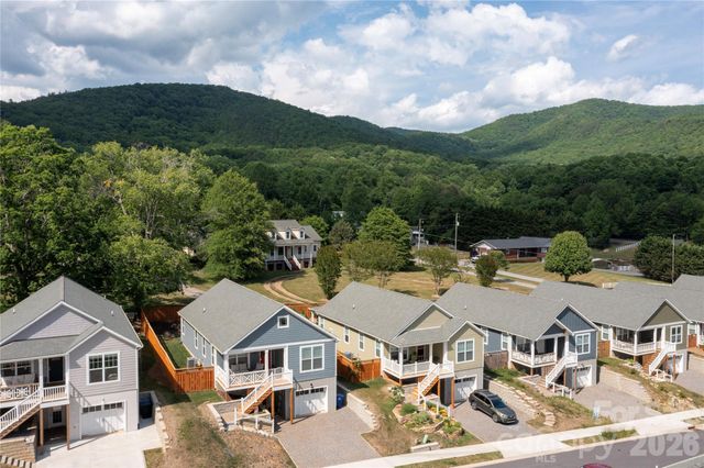 1108 Blueview Drive, Black Mountain, NC 28711