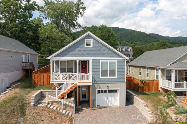 1108 Blueview Drive, Black Mountain, NC 28711