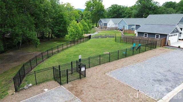 1108 Blueview Drive, Black Mountain, NC 28711