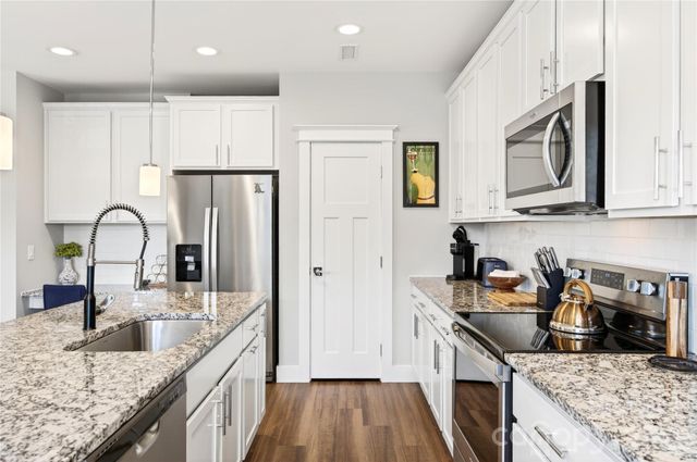 1108 Blueview Drive, Black Mountain, NC 28711