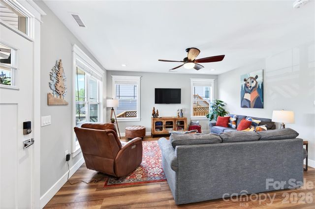 1108 Blueview Drive, Black Mountain, NC 28711