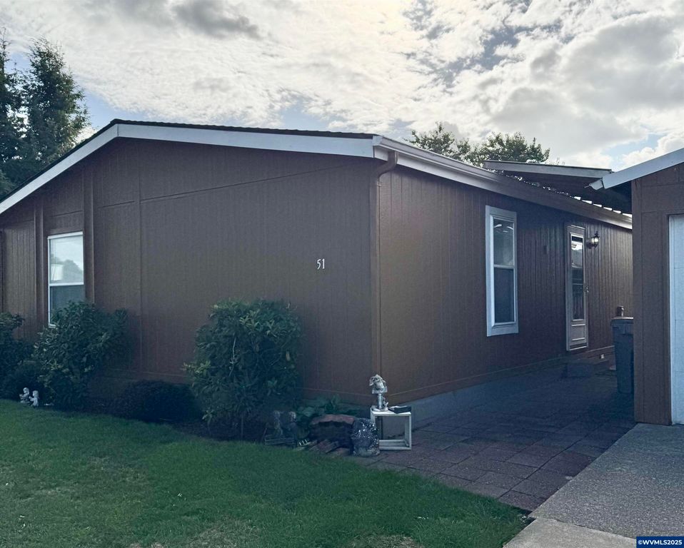 1401 W Ellendale Av 51, Dallas, OR 97338