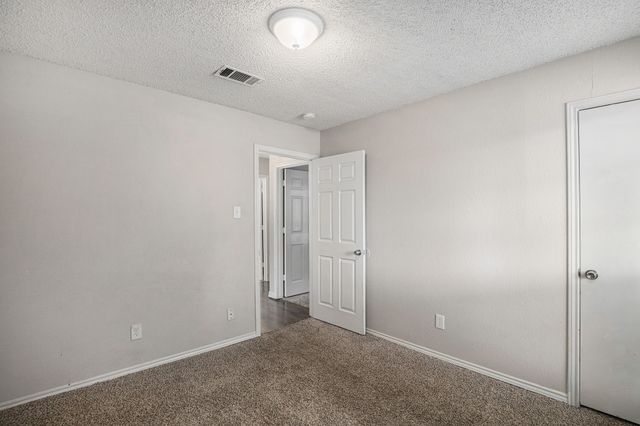 6410 Running Creek Drive, Arlington, TX 76001