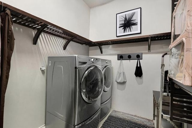 5763 University Boulevard SE, Albuquerque, NM 87106