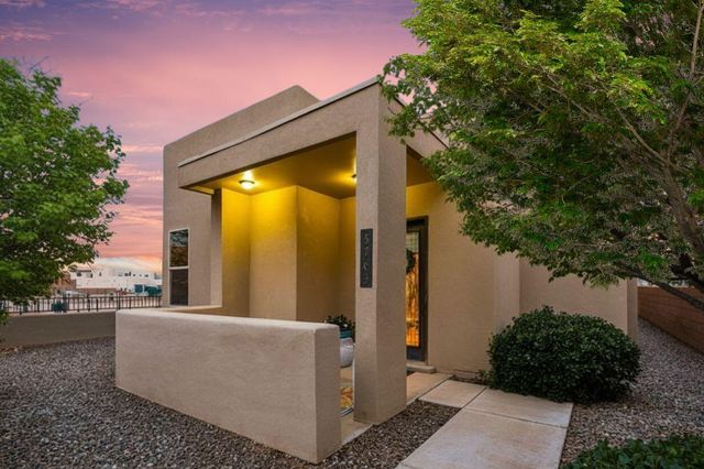 5763 University Boulevard SE, Albuquerque, NM 87106