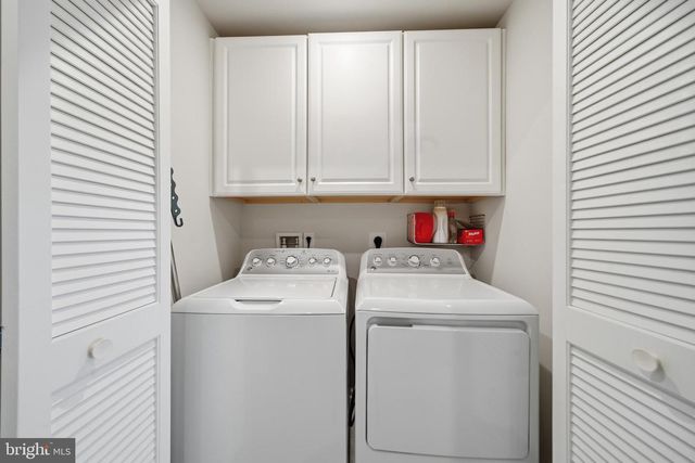 154 HELEN DR, Cinnaminson, NJ 08077