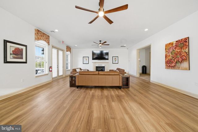 154 HELEN DR, Cinnaminson, NJ 08077