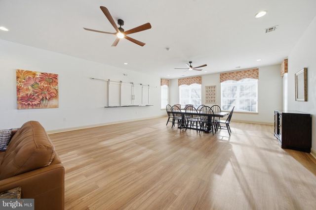 154 HELEN DR, Cinnaminson, NJ 08077