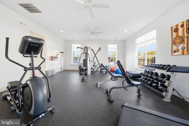 154 HELEN DR, Cinnaminson, NJ 08077