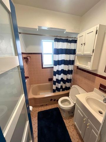 14965 S River Drive, Miami, FL 33167