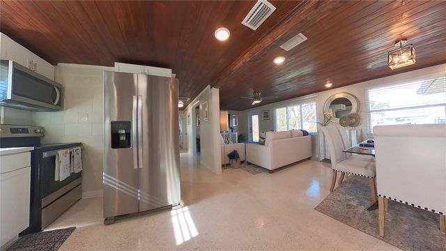 511 DONA DRIVE, Nokomis, FL 34275