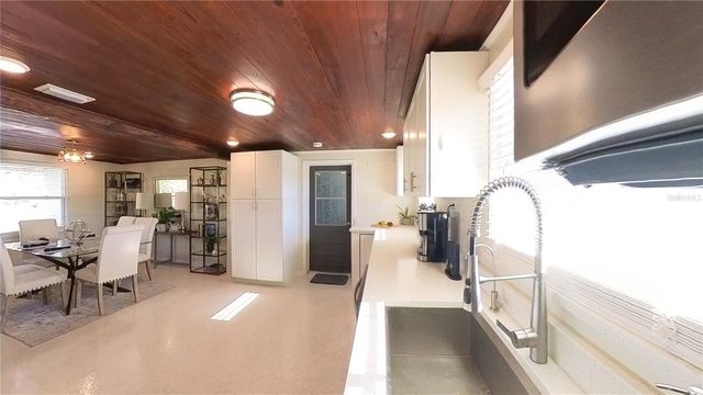 511 DONA DRIVE, Nokomis, FL 34275