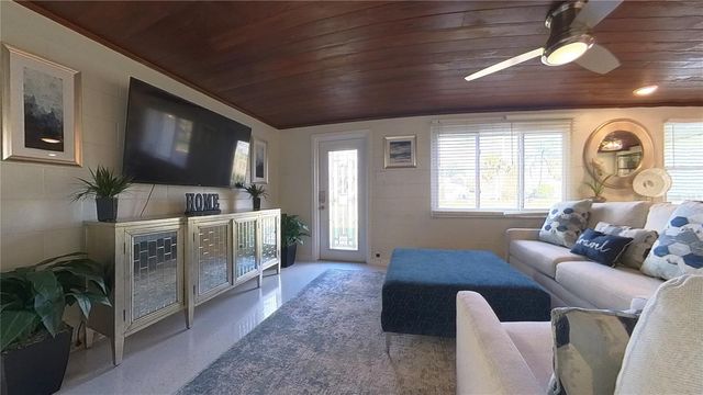 511 DONA DRIVE, Nokomis, FL 34275