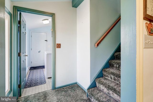 206 PLEASANT HILL DR, Lititz, PA 17543