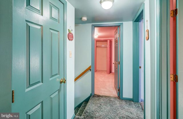 206 PLEASANT HILL DR, Lititz, PA 17543