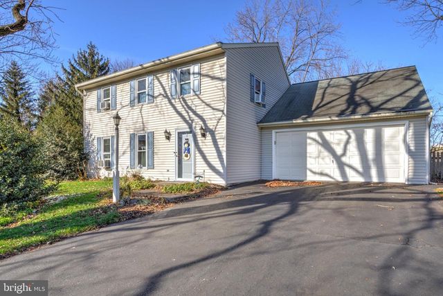 206 PLEASANT HILL DR, Lititz, PA 17543