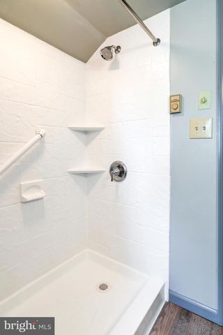 206 PLEASANT HILL DR, Lititz, PA 17543