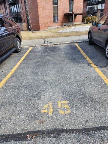 3 Longwood Drive 107, Andover, MA 01810