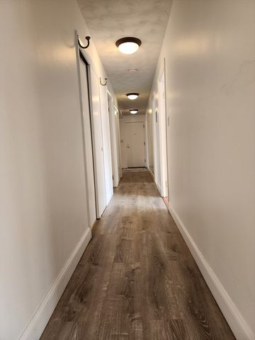 3 Longwood Drive 107, Andover, MA 01810