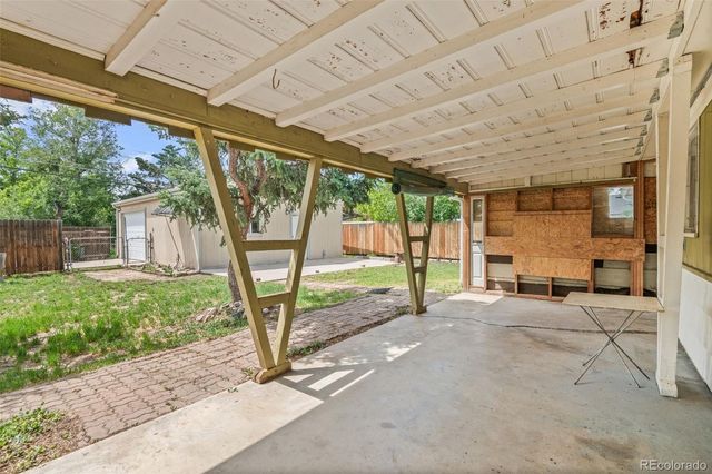 721 Geneva Street, Aurora, CO 80010