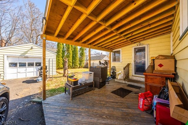 405 Koenig Pl, Rahway City, NJ 07065