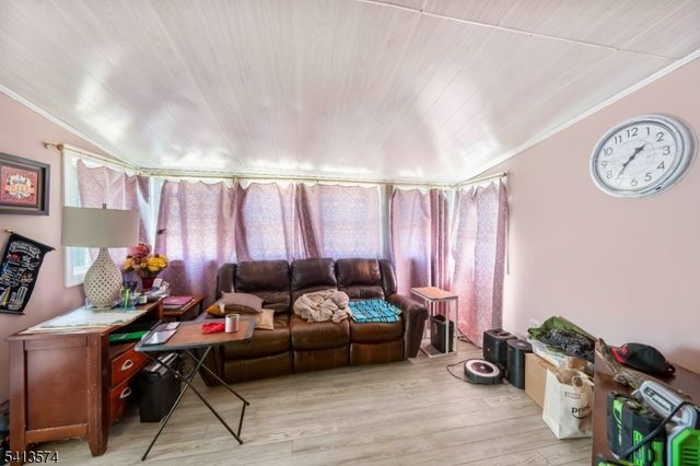 405 Koenig Pl, Rahway City, NJ 07065