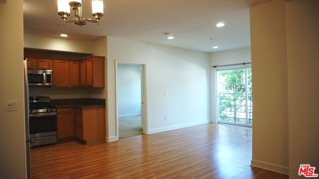 2311 W 10th Street 203, Los Angeles, CA 90006