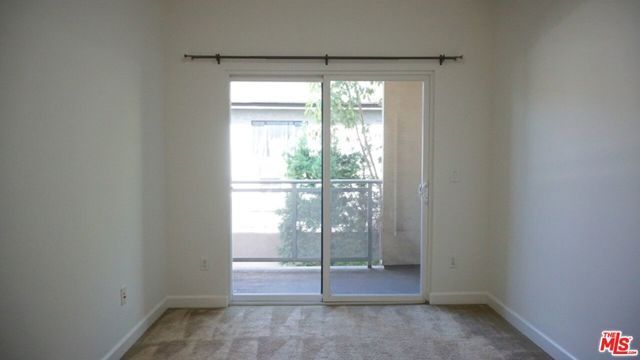 2311 W 10th Street 203, Los Angeles, CA 90006