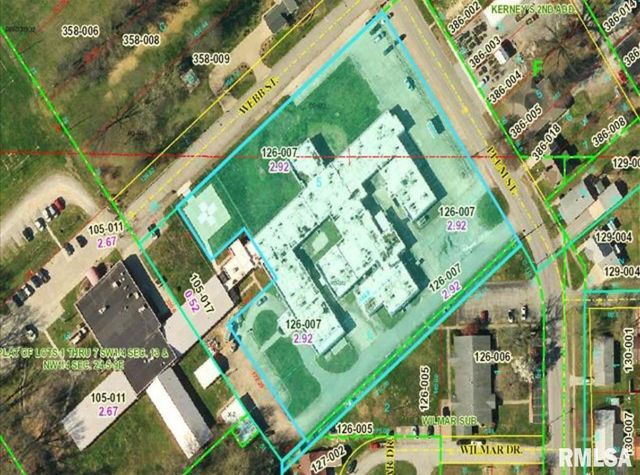 400 PLUM Street, Carmi, IL 62821