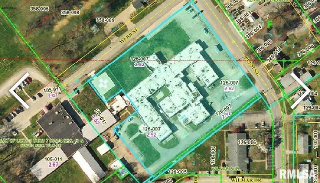 400 PLUM Street, Carmi, IL 62821