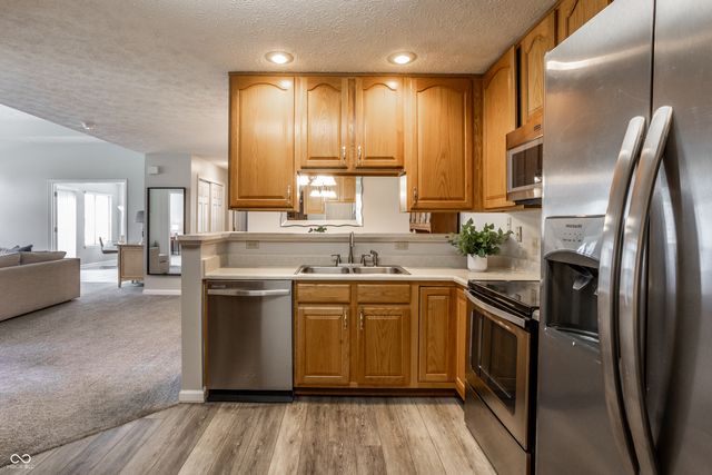 11251 Abington Place, Fishers, IN 46038