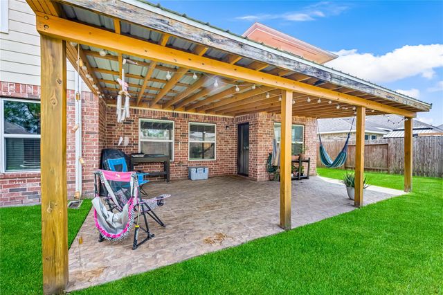 1805 Majestic Oak Drive, Pearland, TX 77581