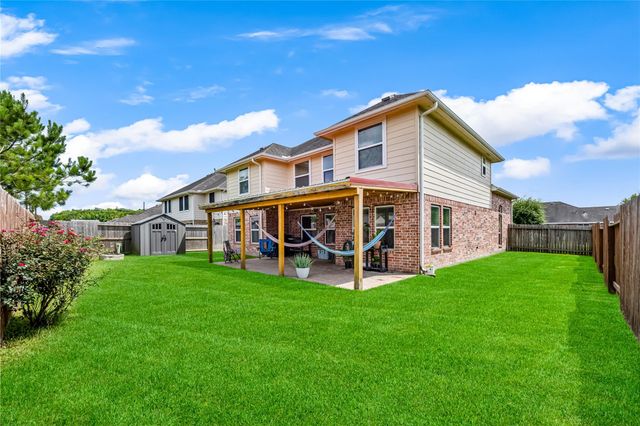 1805 Majestic Oak Drive, Pearland, TX 77581