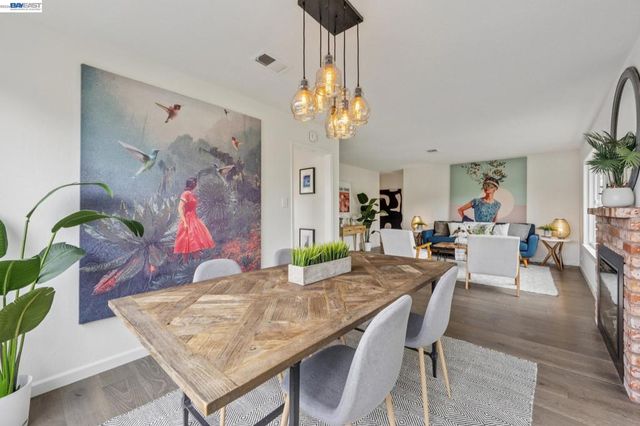 429 HARBOR LIGHT ROAD, Alameda, CA 94501