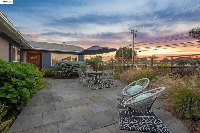429 HARBOR LIGHT ROAD, Alameda, CA 94501