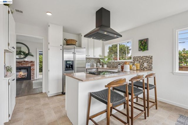 429 HARBOR LIGHT ROAD, Alameda, CA 94501
