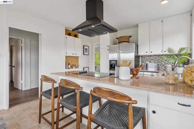 429 HARBOR LIGHT ROAD, Alameda, CA 94501