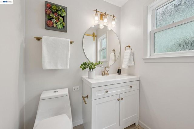 429 HARBOR LIGHT ROAD, Alameda, CA 94501