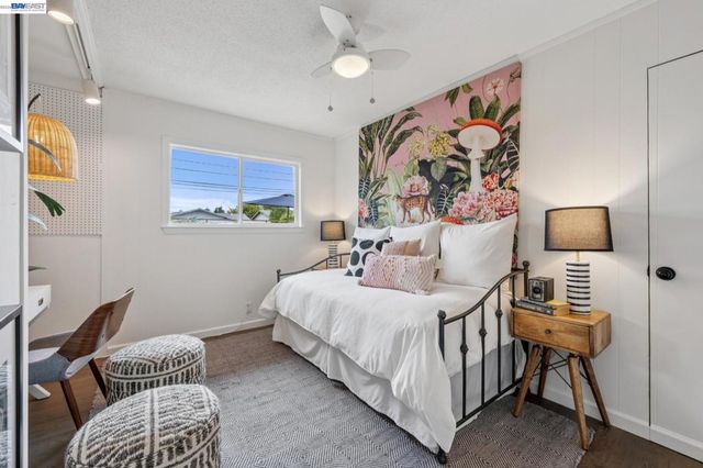 429 HARBOR LIGHT ROAD, Alameda, CA 94501