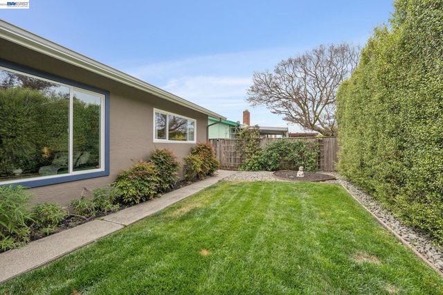 429 HARBOR LIGHT ROAD, Alameda, CA 94501